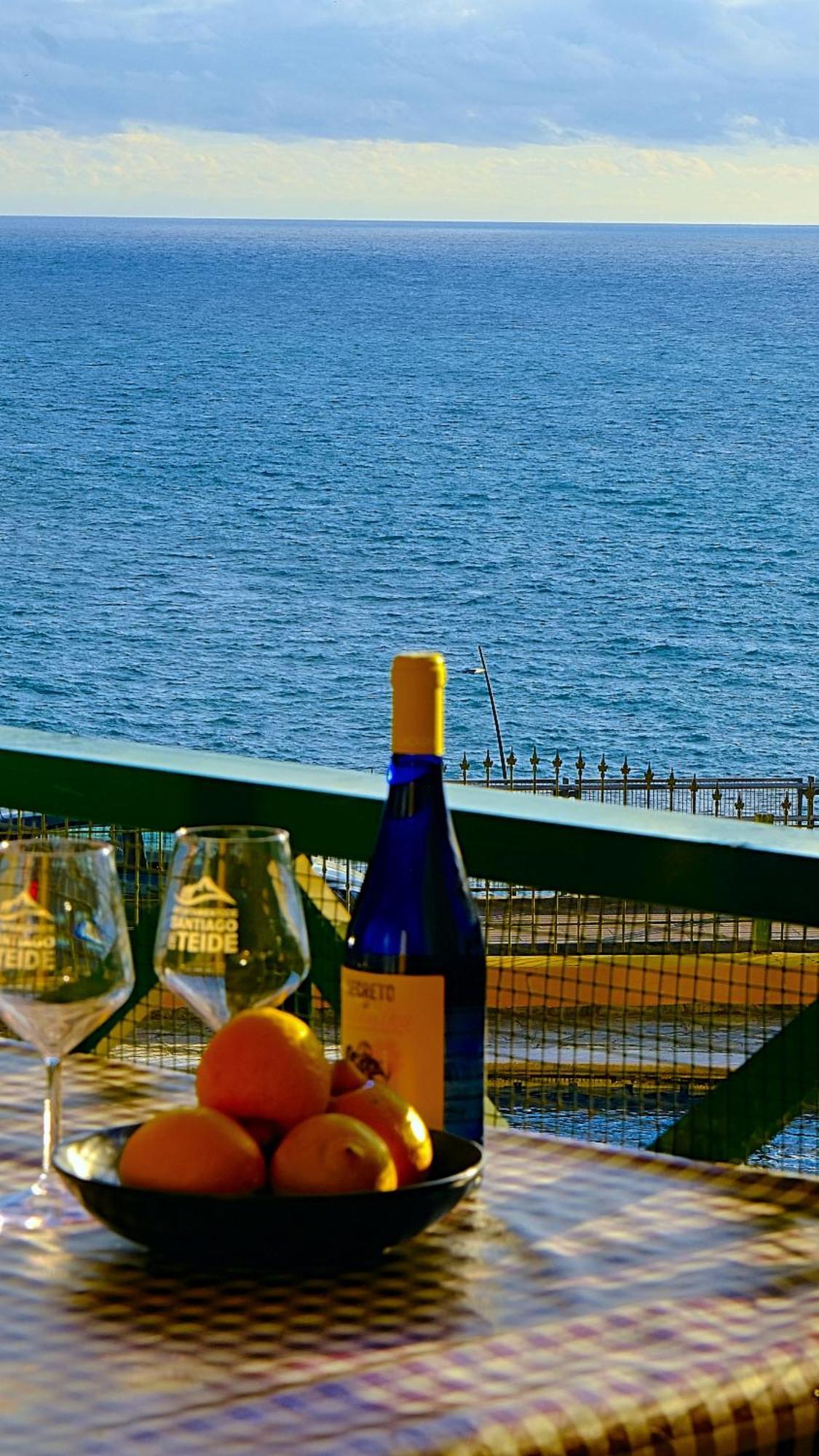 La Arena Free Wi-Fi Check-In 24 Hours Puerto de Santiago  Exterior photo
